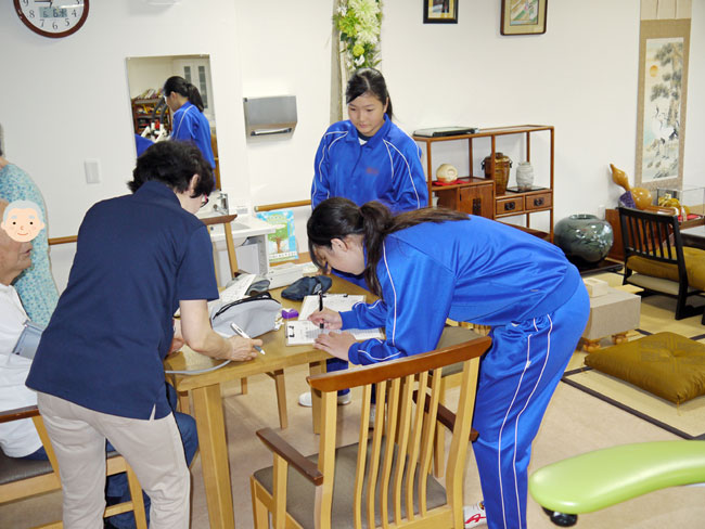 女子中学生 体験 北本東スマイルこども園